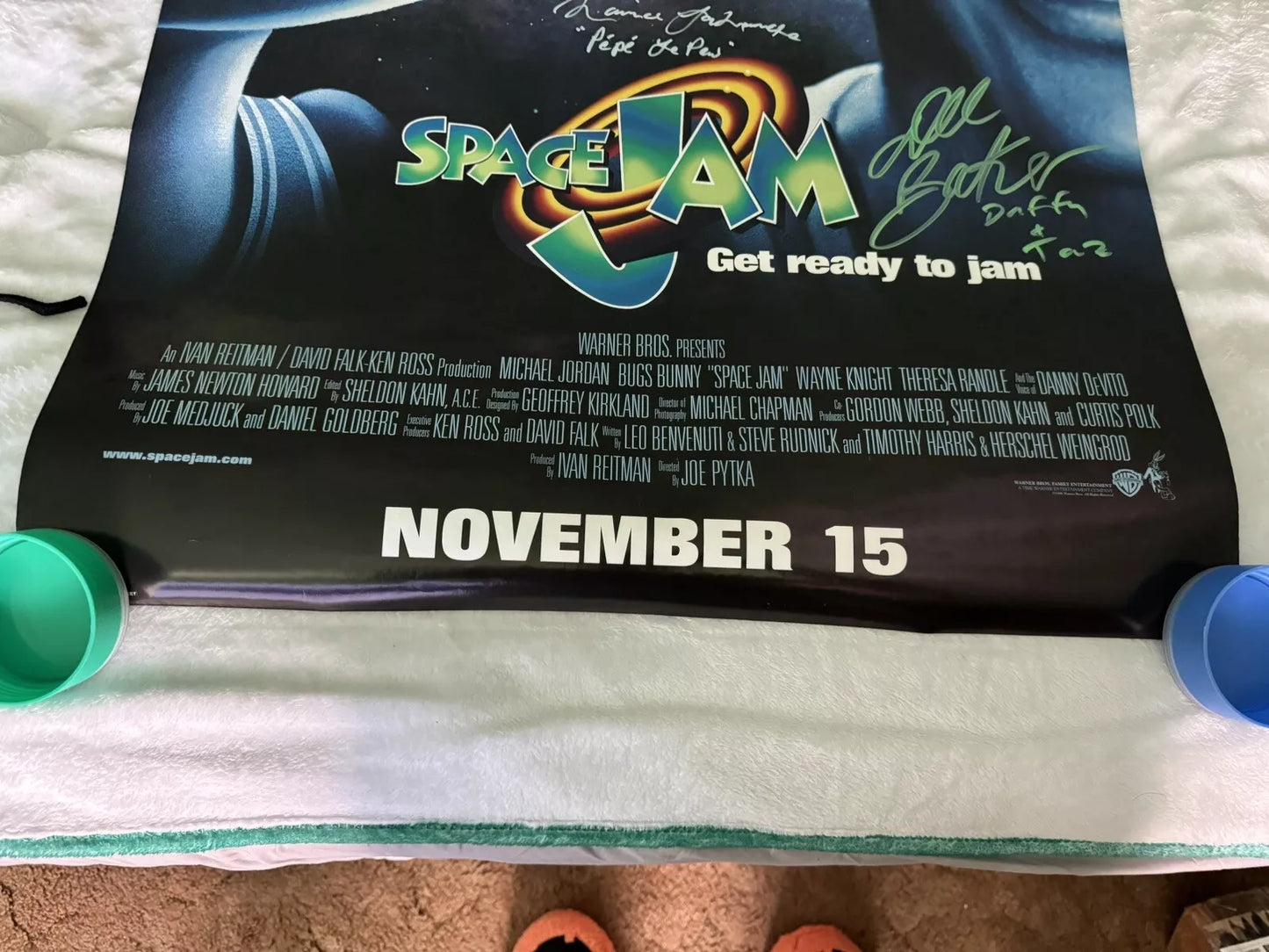 Space Jam 1996 - Movie Poster 27x40 Double Sided Cast Signed - West, Baker, Lamarche - Bugs, Daffy, Pepe - with COA