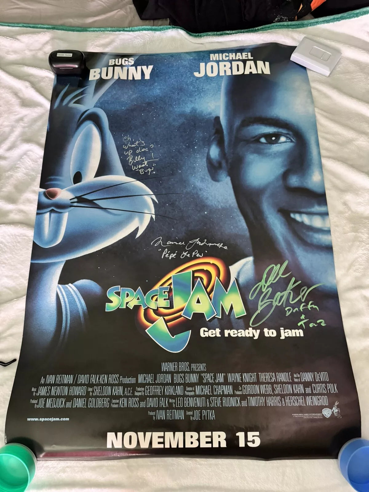 Space Jam 1996 - Movie Poster 27x40 Double Sided Cast Signed - West, Baker, Lamarche - Bugs, Daffy, Pepe - with COA